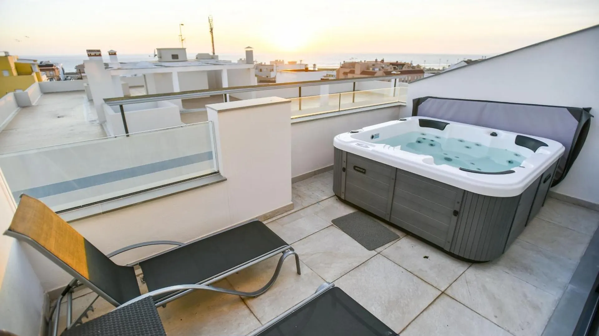 Апартаменты Livingtarifa Atico Africa View II